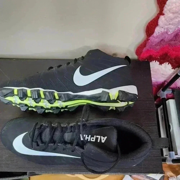 New NIKE Alpha Menace Shark Pro Mid Football Cleats Black 922813-109 Size 16 main image 6